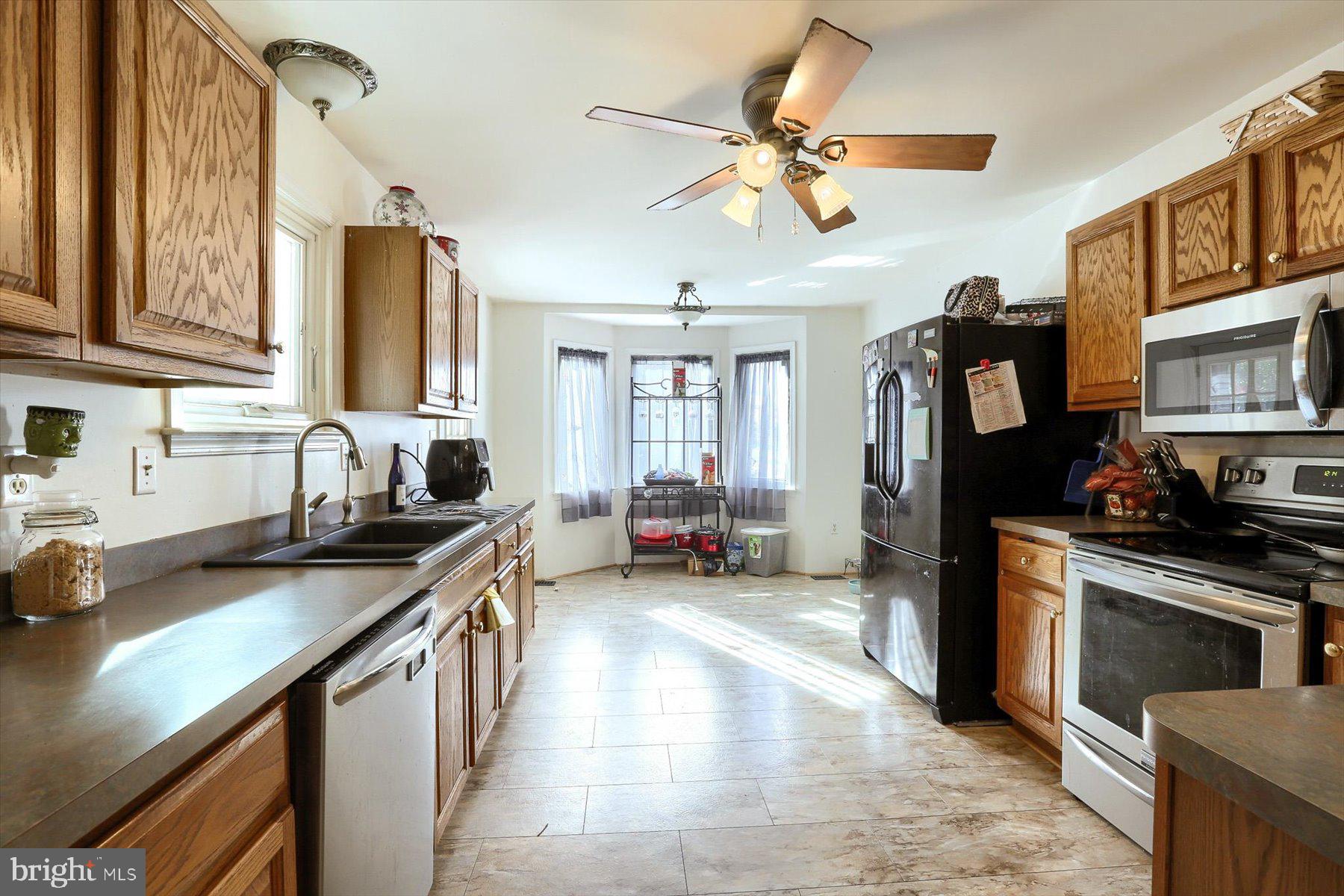240 Eden Road Etters, PA 17319 - Photo 13 of 31 Gallery Image 13