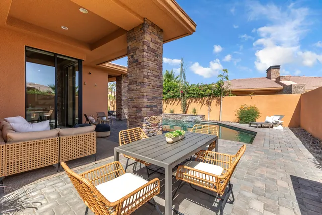 $985,000 | 50050 Camino Privado, La Quinta, CA 92253
