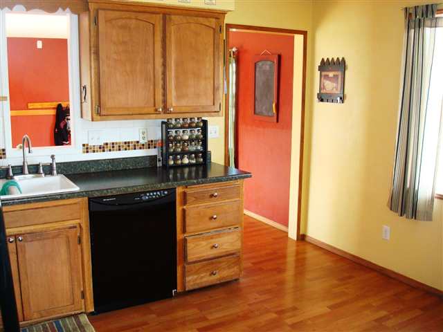 3006 South McDonald Road Spokane Valley, WA 99216 - Photo 3 of 9 Gallery Image 3