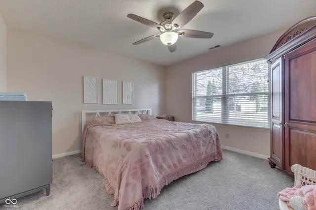 $244,900 | 1233 Arlington Drive, Unit 1233, Greenfield, IN 46140