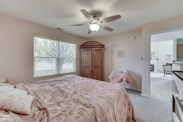 $244,900 | 1233 Arlington Drive, Unit 1233, Greenfield, IN 46140