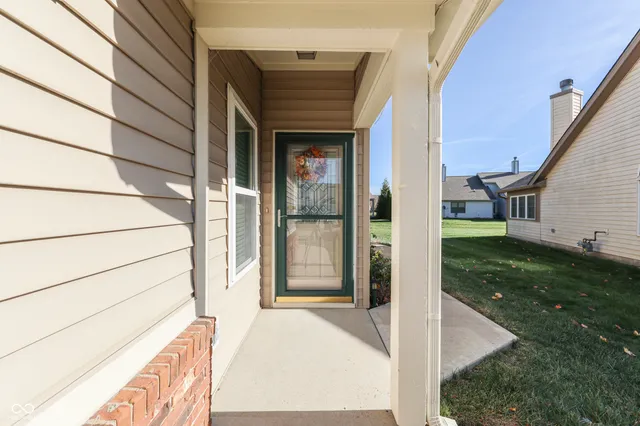 $244,900 | 1233 Arlington Drive, Unit 1233, Greenfield, IN 46140