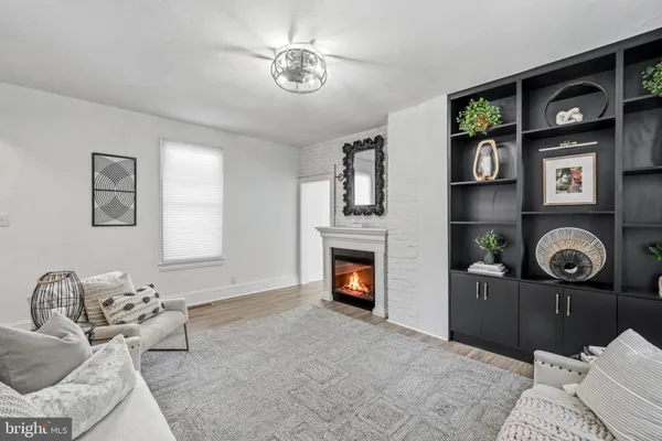 $740,000 | 129 South Church Street, Moorestown, NJ 08057