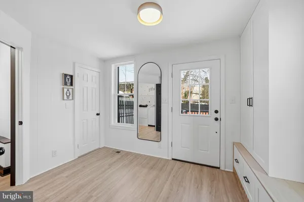 $740,000 | 129 South Church Street, Moorestown, NJ 08057