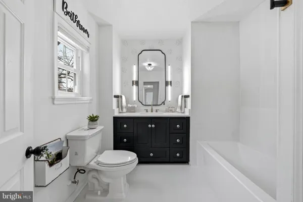 $740,000 | 129 South Church Street, Moorestown, NJ 08057