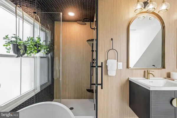 $740,000 | 129 South Church Street, Moorestown, NJ 08057