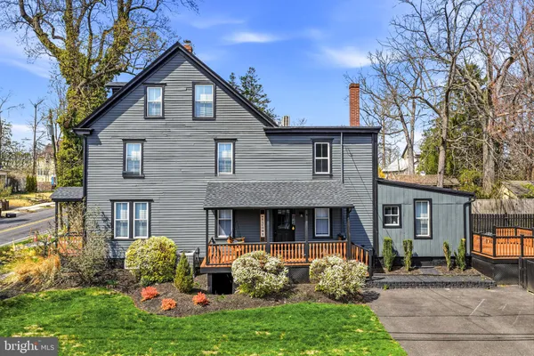 $740,000 | 129 South Church Street, Moorestown, NJ 08057