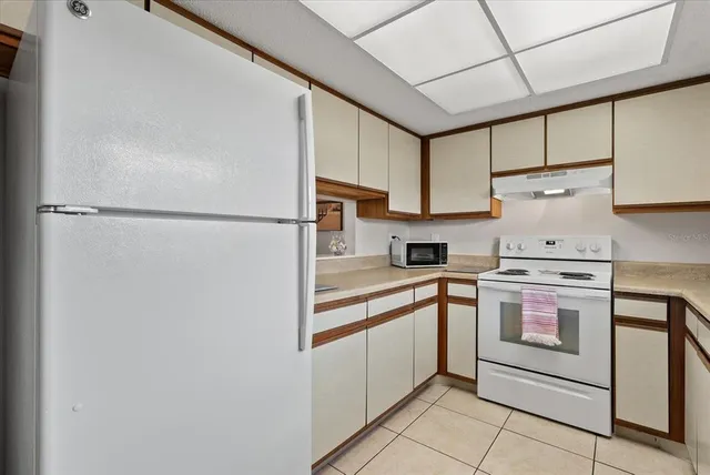 $3,500 | 1531 Placida Road, Unit 204, Englewood, FL 34223