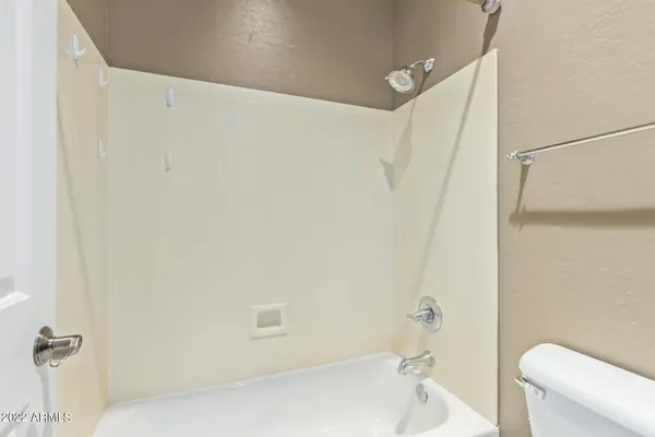 $2,700 | 13582 South 184th Avenue, Goodyear, AZ 85338