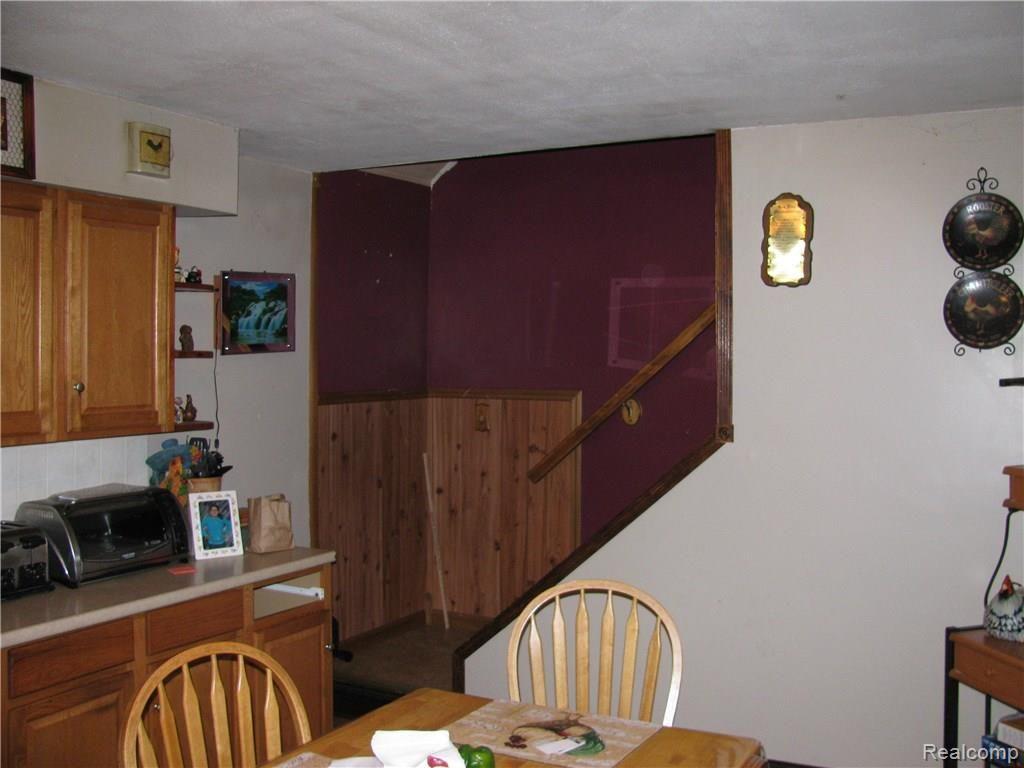14127 Imlay City Road Capac, MI 48014 - Photo 4 of 23 IMG_1813.JPG