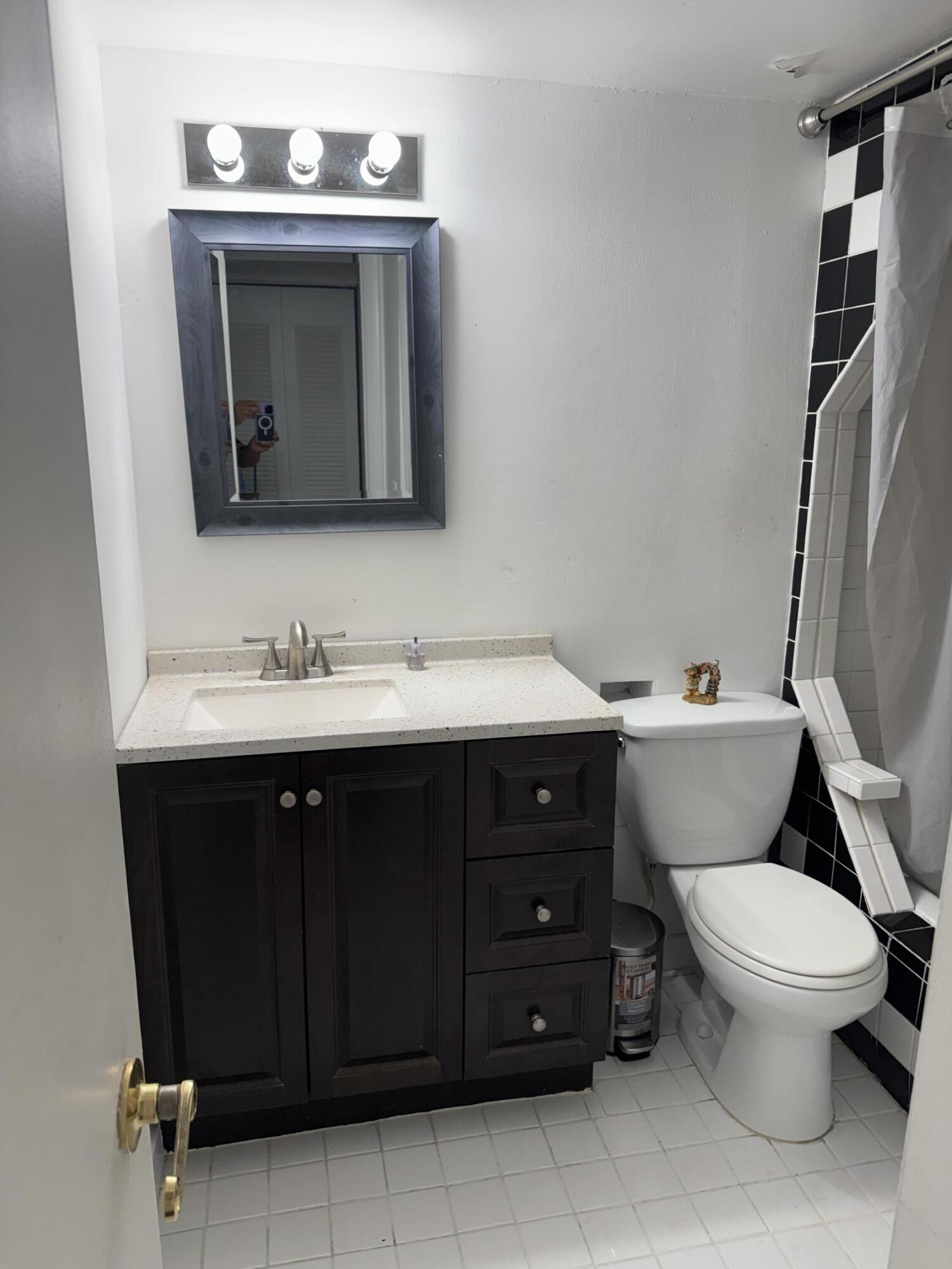 9220 Southwest 3rd Street, Unit 907 Boca Raton, FL 33428 - Photo 20 of 37 IMG_2340