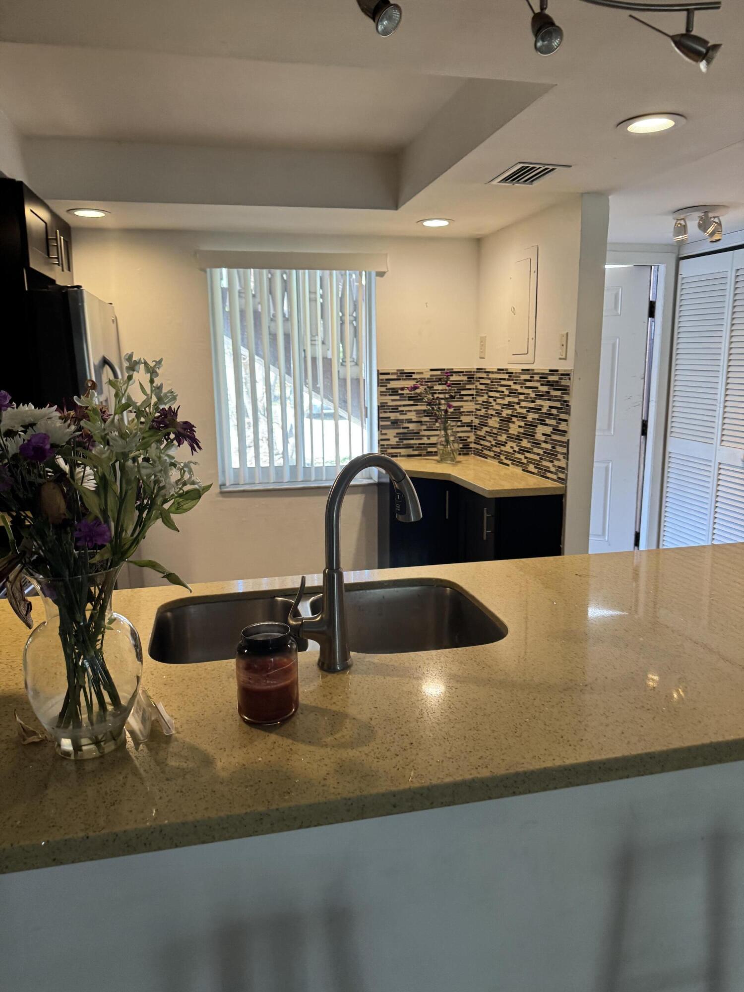 9220 Southwest 3rd Street, Unit 907 Boca Raton, FL 33428 - Photo 23 of 37 IMG_2337