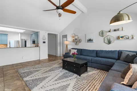 $400,000 | 813 Indian Run Drive, Pflugerville, TX 78660