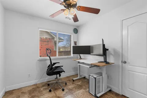 $400,000 | 813 Indian Run Drive, Pflugerville, TX 78660