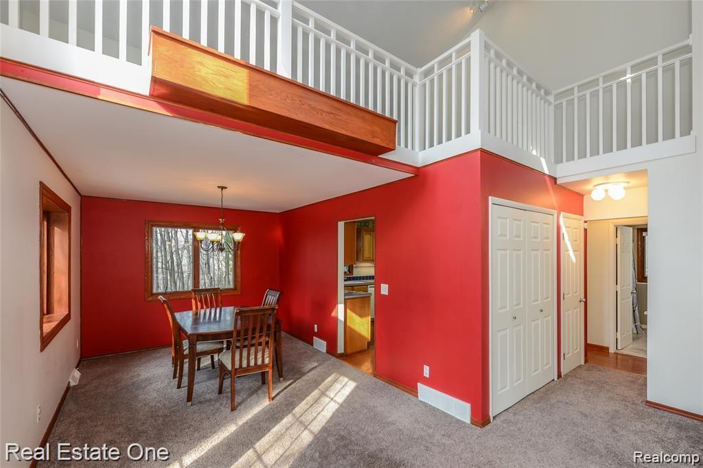 300 South Van Road Holly, MI 48442 - Photo 5 of 75 DSC_7300.jpg