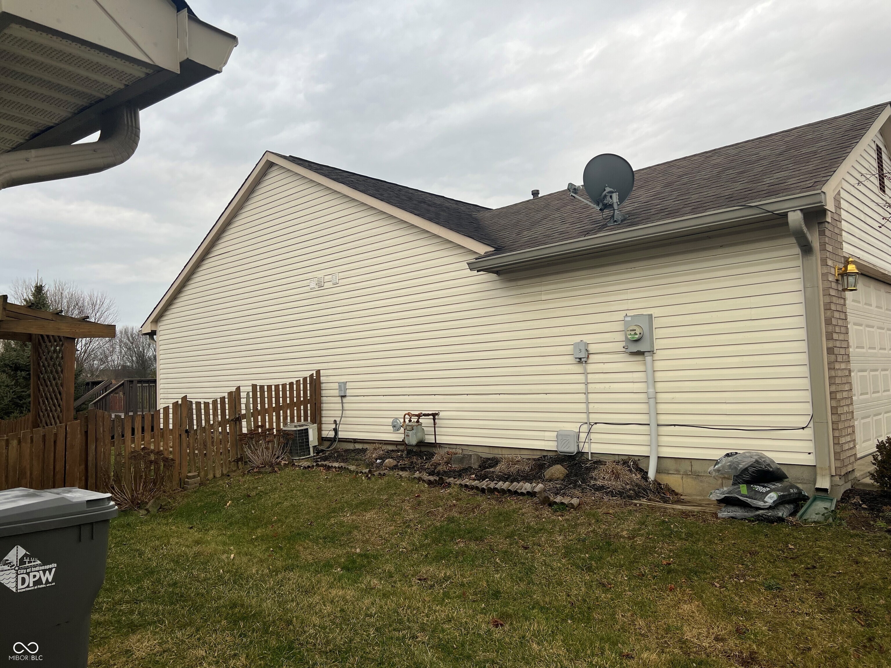 8809 Trumpeter Drive Indianapolis, IN 46234 - Photo 2 of 42