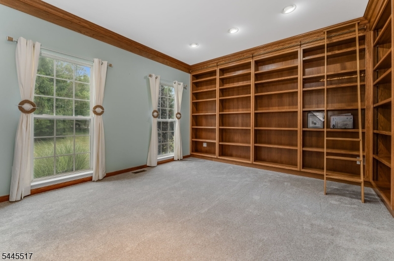 209 Kuhl Road Flemington, NJ 08822 - Photo 9 of 50
