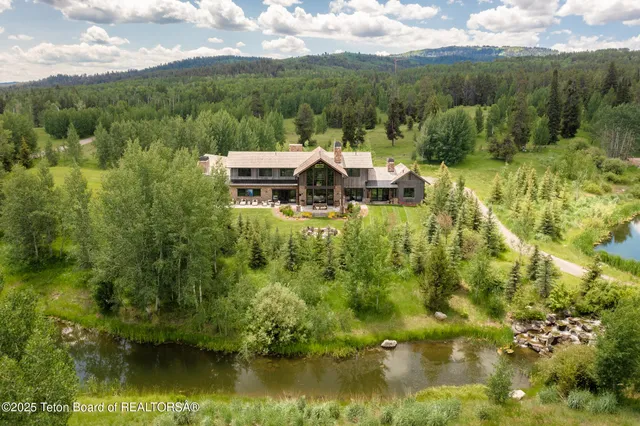 $12,900,000 | 5060 Eagle Road, Wilson, WY 83014