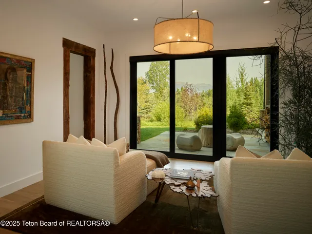 $12,900,000 | 5060 Eagle Road, Wilson, WY 83014