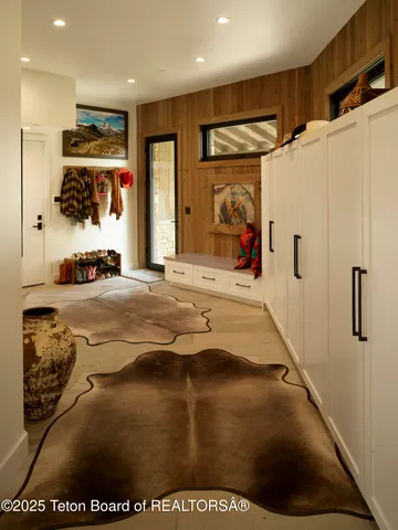 $12,900,000 | 5060 Eagle Road, Wilson, WY 83014