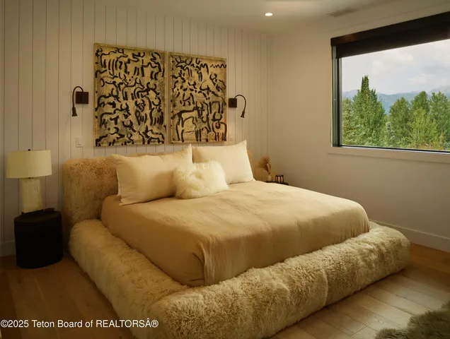 $12,900,000 | 5060 Eagle Road, Wilson, WY 83014