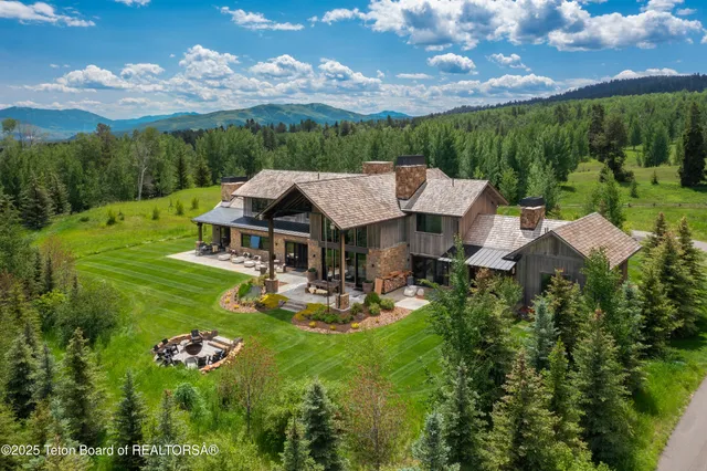$12,900,000 | 5060 Eagle Road, Wilson, WY 83014