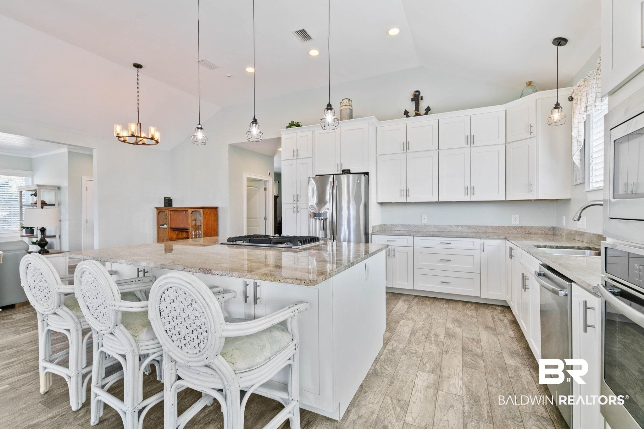 18818 James Road Gulf Shores, AL 36542 - Photo 8 of 98 Gallery Image 8