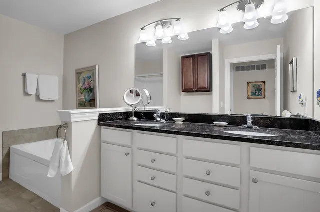 $534,900 | 6277 Northridge Woods Drive, Brighton, MI 48116