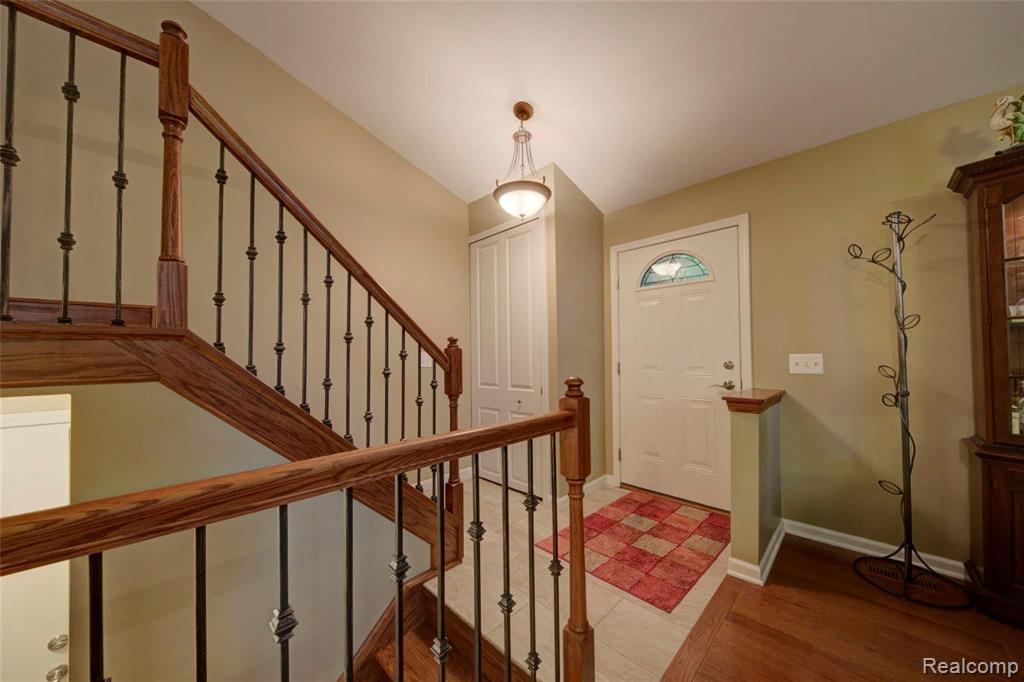 1161 Pine Ridge Court, Unit 143 Rochester Hills, MI 48306 - Photo 7 of 45