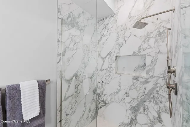 $2,300,000 | 28 Eden Vw Way, Sagle, ID 83860