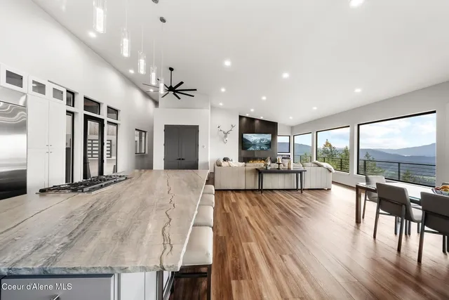 $2,300,000 | 28 Eden Vw Way, Sagle, ID 83860