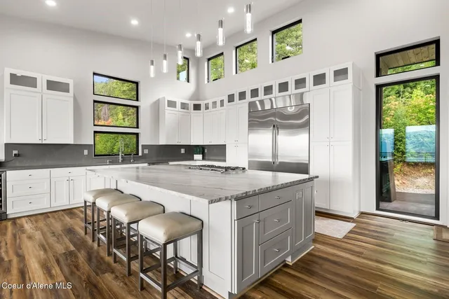 $2,300,000 | 28 Eden Vw Way, Sagle, ID 83860