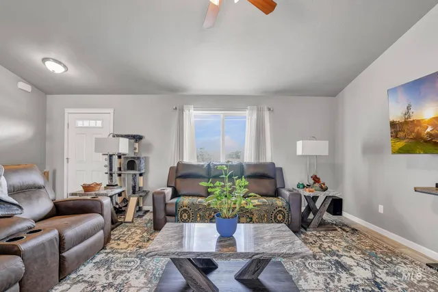 $415,000 | 830 Cortni Court, Twin Falls, ID 83301