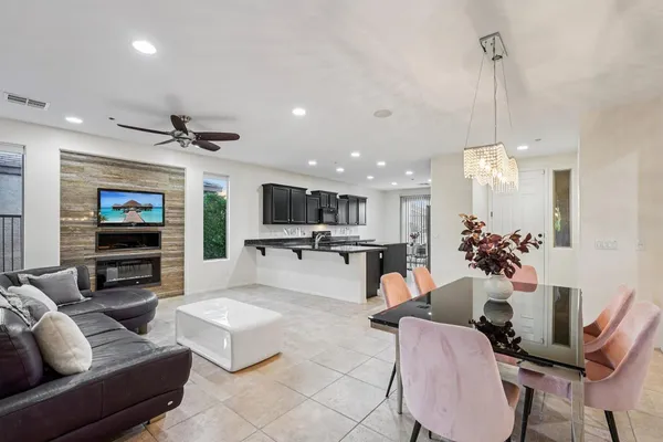 $2,500 | 12600 West Rosewood Lane, Peoria, AZ 85383