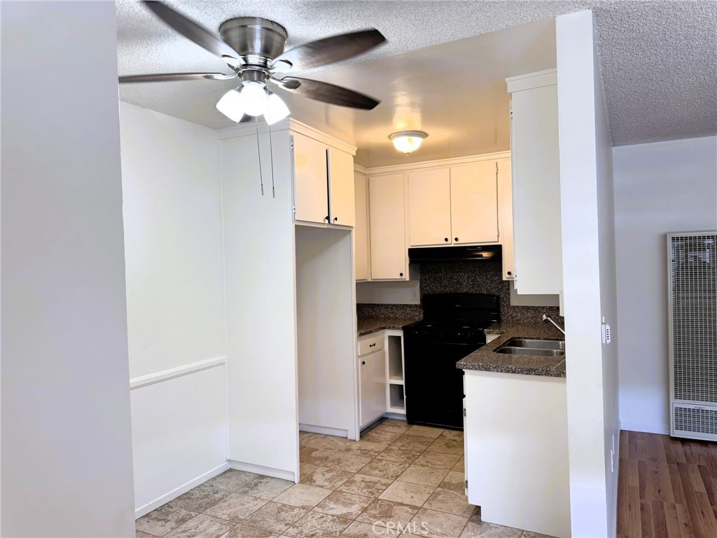 2310 Washington, Unit F Burbank, CA 91504 - Photo 3 of 27