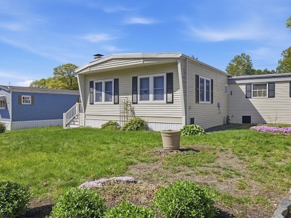 3 Holly Road Taunton, MA 02780 - Photo 4 of 40