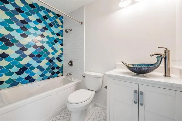 $550,000 | 2700 Bayshore Boulevard, Unit 511, Dunedin, FL 34698