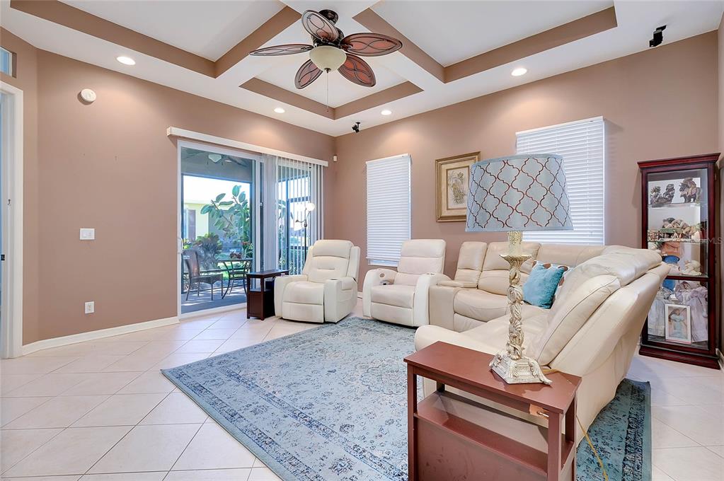 7303 Hamilton Road Bradenton, FL 34209 - Photo 8 of 73