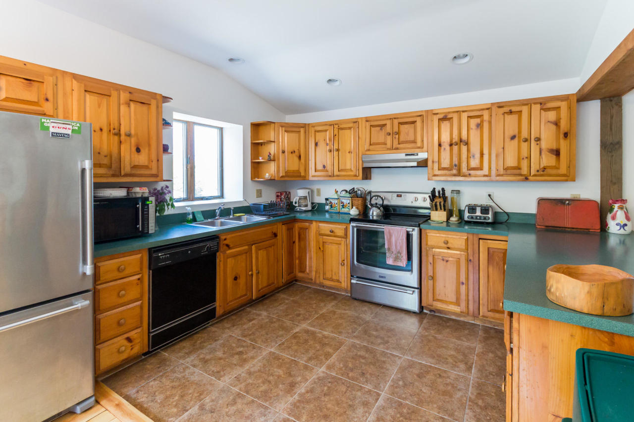 507 Barnes Road Oak Bluffs, MA 02557 - Photo 15 of 29 Additional Photo