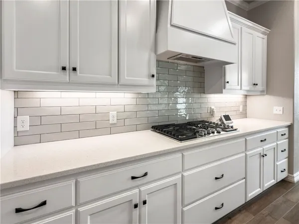 $2,500 | 2713 Colony Vista Drive, Bryan, TX 77808