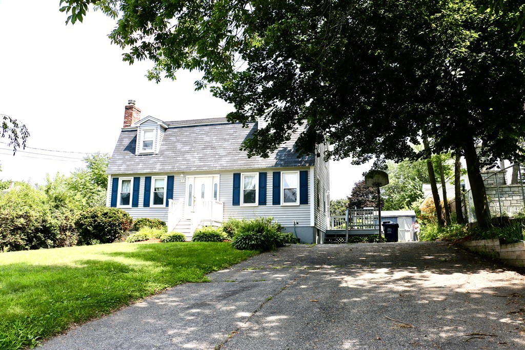 11 Hillside Road Dracut, MA 01826 - Photo 1 of 30