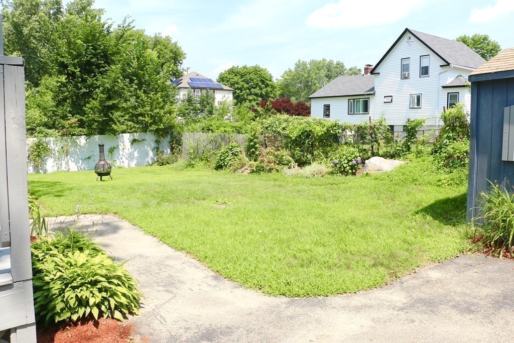 11 Hillside Road Dracut, MA 01826 - Photo 25 of 30