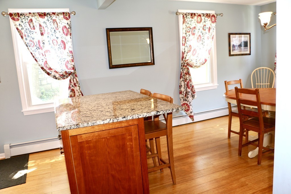 11 Hillside Road Dracut, MA 01826 - Photo 10 of 30