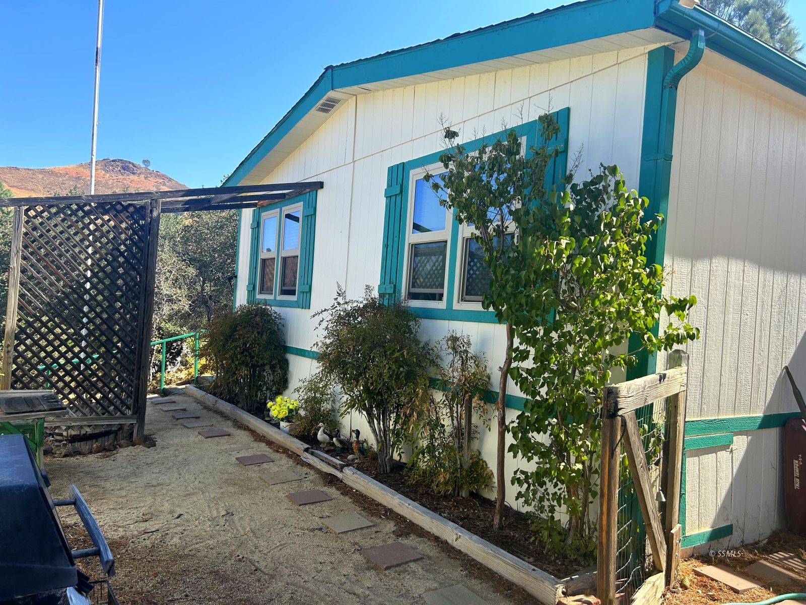 102 Mason Road Bodfish, CA 93205 - Photo 15 of 18
