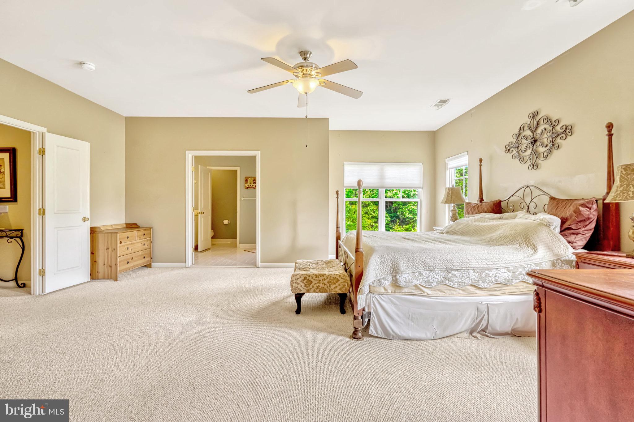9009 Roaring Spring Loop Bristow, VA 20136 - Photo 28 of 70 Gallery Image 28