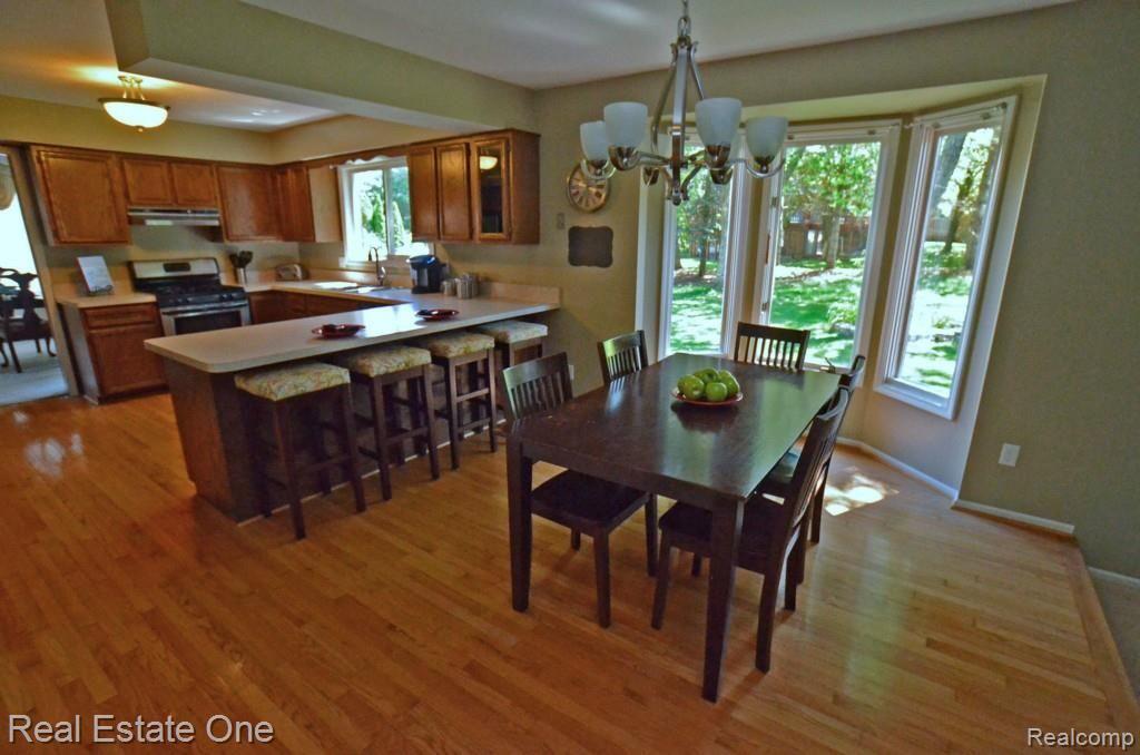 685 Snowmass Drive Rochester Hills, MI 48309 - Photo 4 of 25