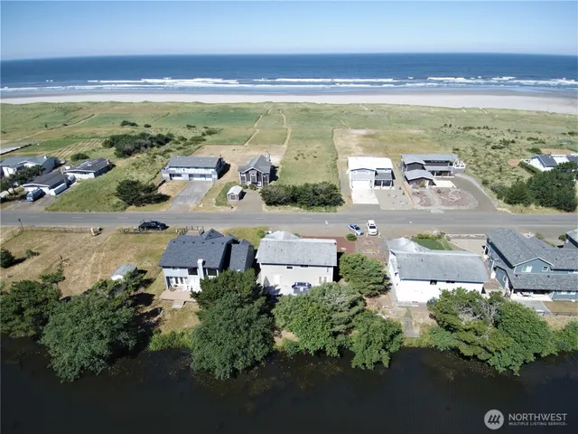 $585,000 | 32404 G Street, Ocean Park, WA 98640