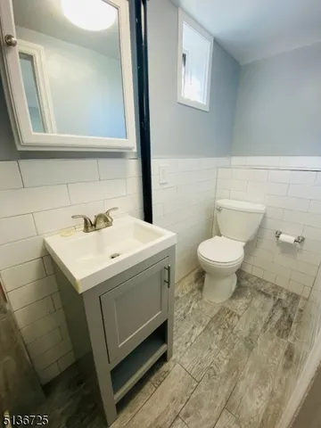 $1,700 | 258 Franklin Street, Bloomfield, NJ 07003