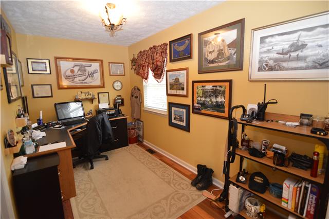 963 Curd Road Mount Juliet, TN 37122 - Photo 7 of 11 Extra space off of the master makes a great office