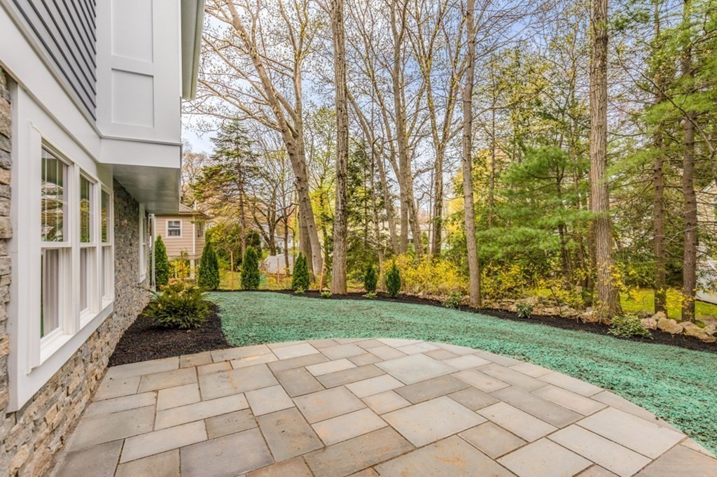 28 Maurice Road, Unit 28 Wellesley, MA 02482 - Photo 23 of 26